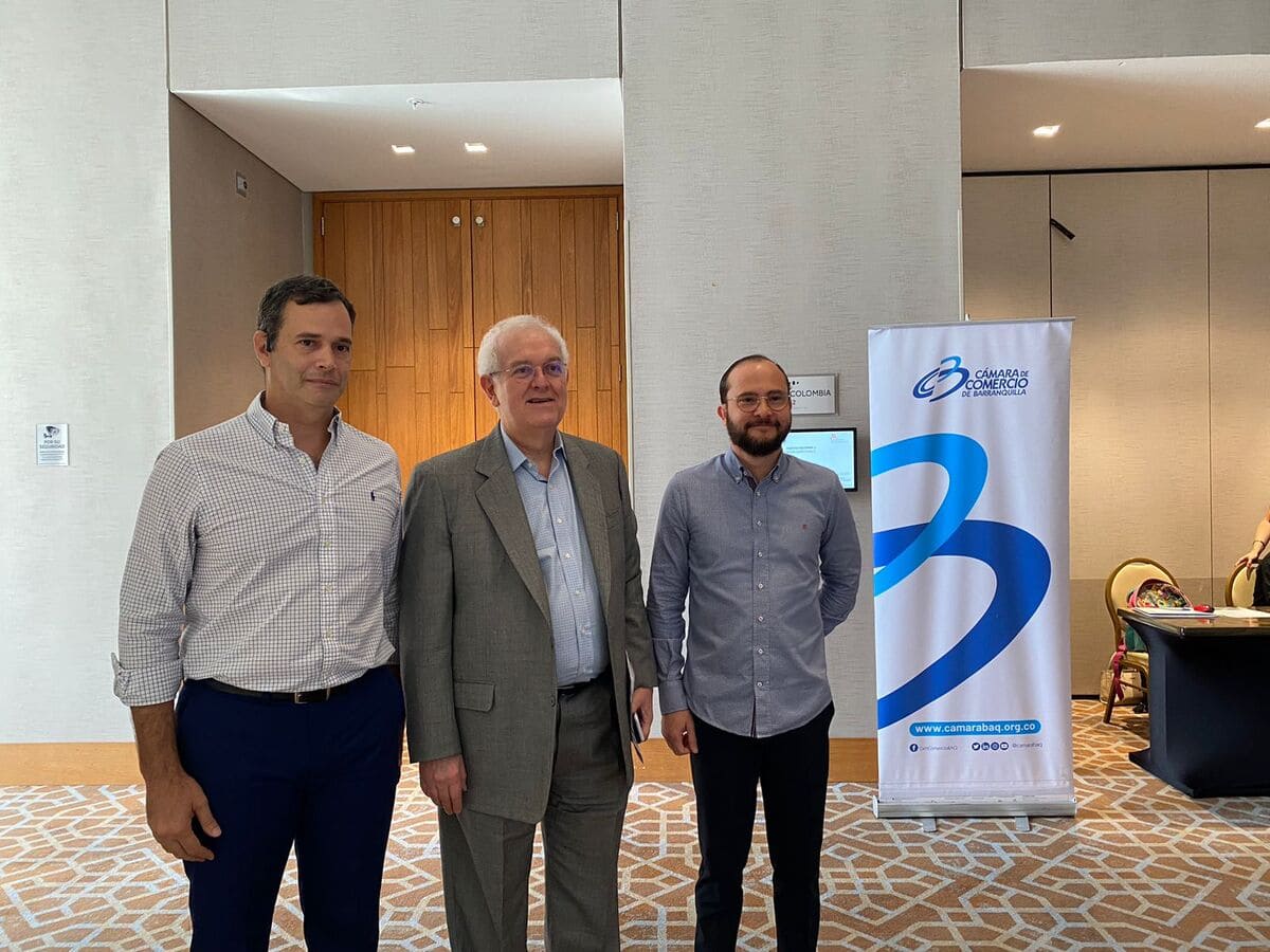 imagen del articulo <strong>MinHacienda y Presidente CCB conversaron con empresarios sobre temas clave del Atlántico</strong>